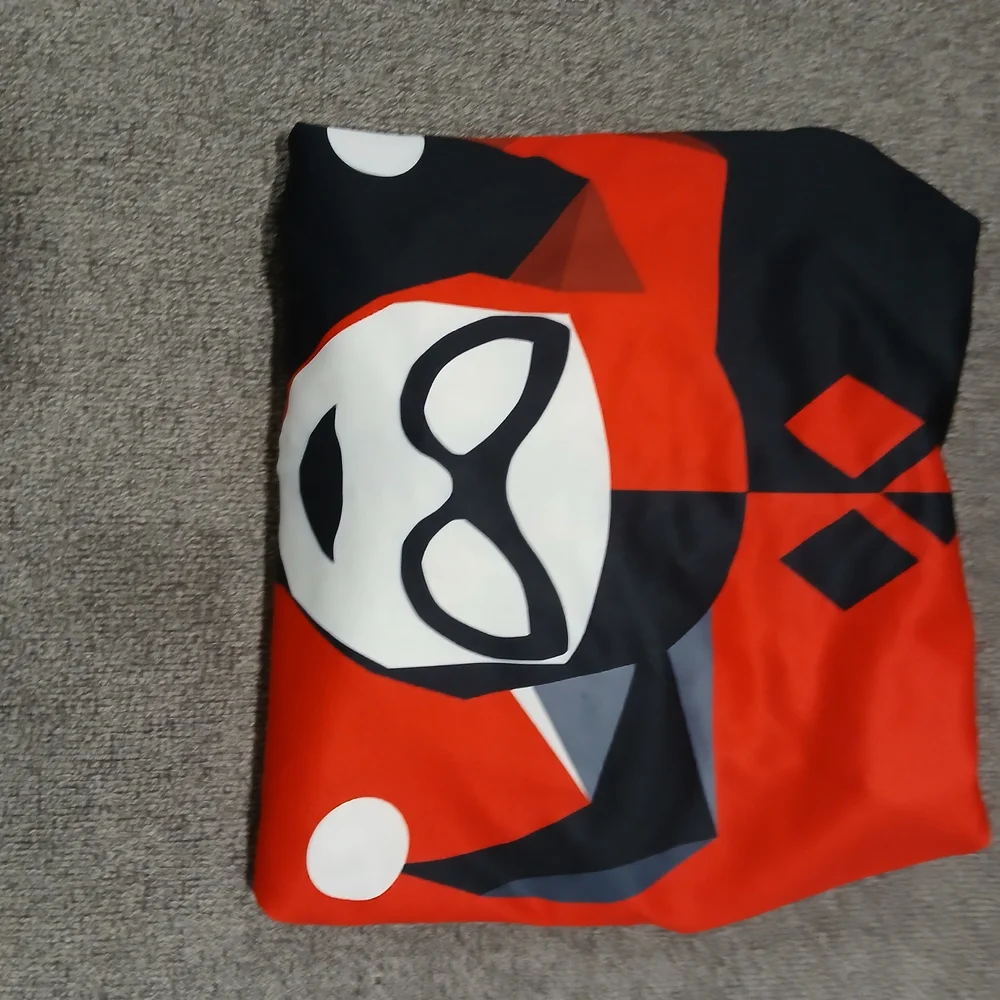 Harley Quinn Red and Black Hoodie Jacket - Picture 3 of 4